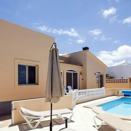Charming By The Sea With Private Pool Corralejo