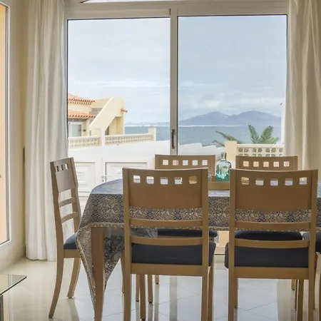 Charming By The Sea With Private Pool Vila