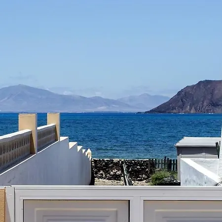Charming By The Sea With Private Pool Villa *